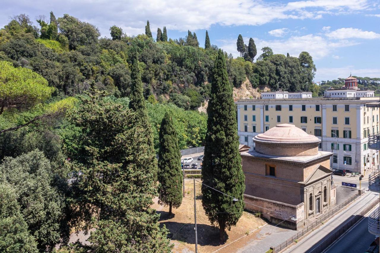 Flaminia View By In